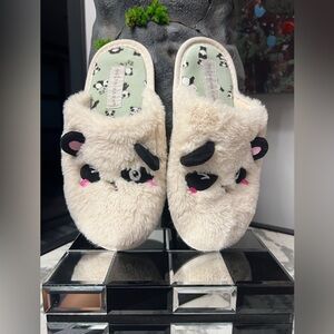 Primark Kids Panda Slippers - Beige and Black